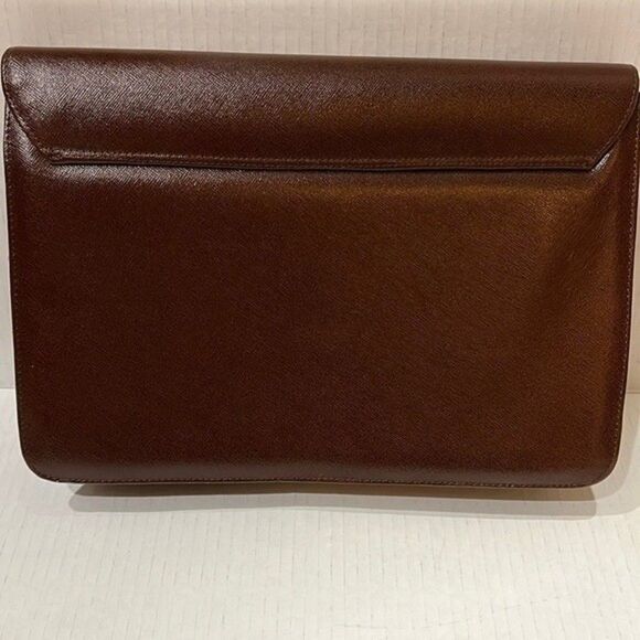 Elegant Brown Clutch Evening Bag. Gold Design Closure. No Name or Markings. - Picture 6 of 12